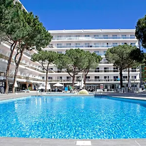 4* Отель Oasis Park